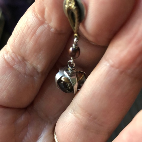 Authentic Beth Orduna earrings - Picture 11 of 17